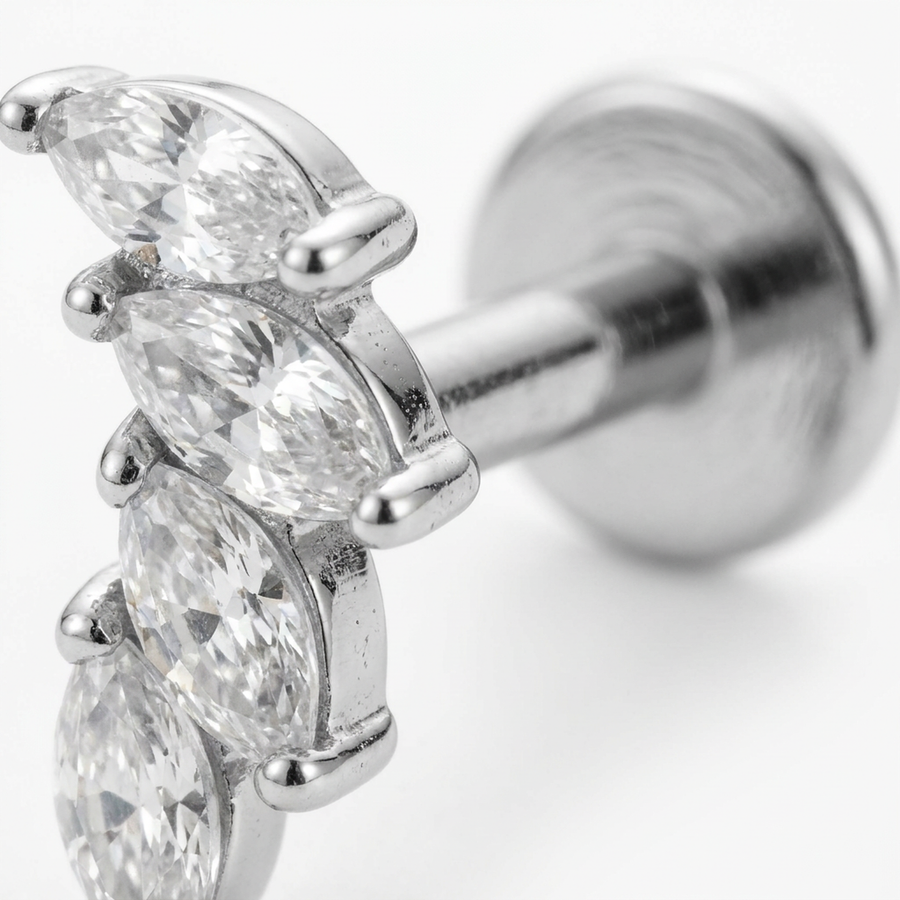 Barretta con quattro petali di zirconi in Acciaio Chirurgico 316L - Piercing per orecchio