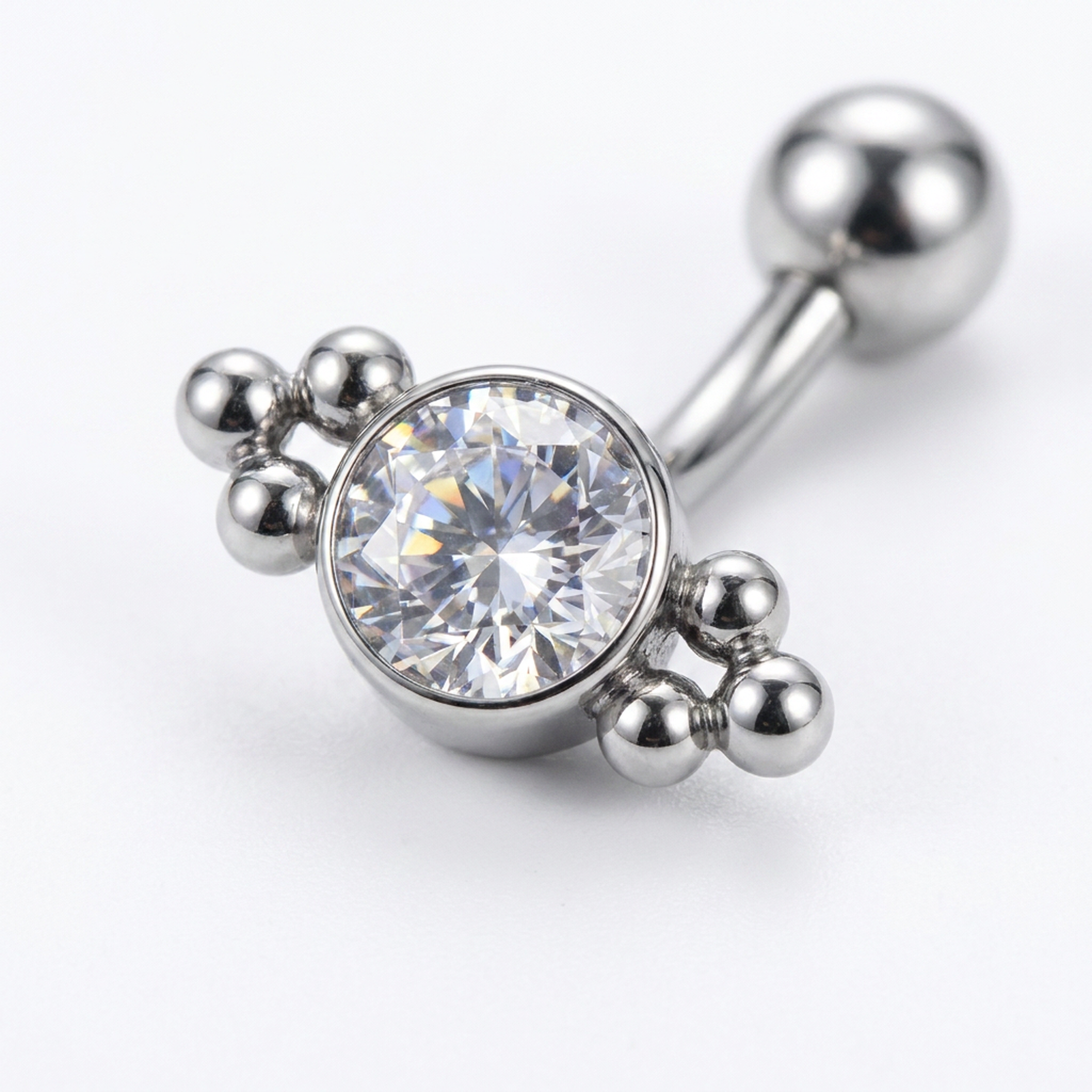 Piercing con zirconi in Titanio G23 - Piercing per Rook, snug, eyebrow