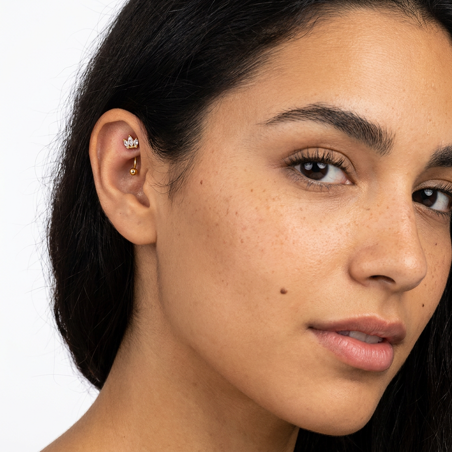 Piercing con tre zirconi in Titanio G23 - Piercing per Rook, snug, eyebrow