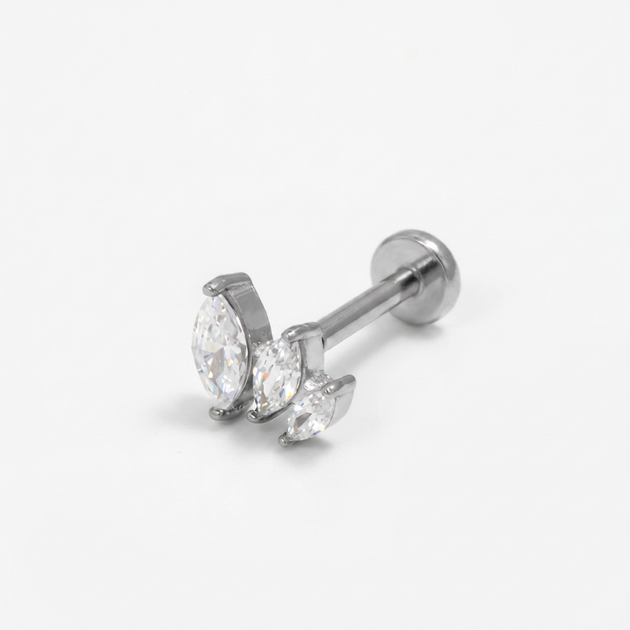 Piercing con tre petali di zirconi in Acciaio Chirurgico 316L - Piercing per lobo, helix, forward helix, conch, flat, tragus