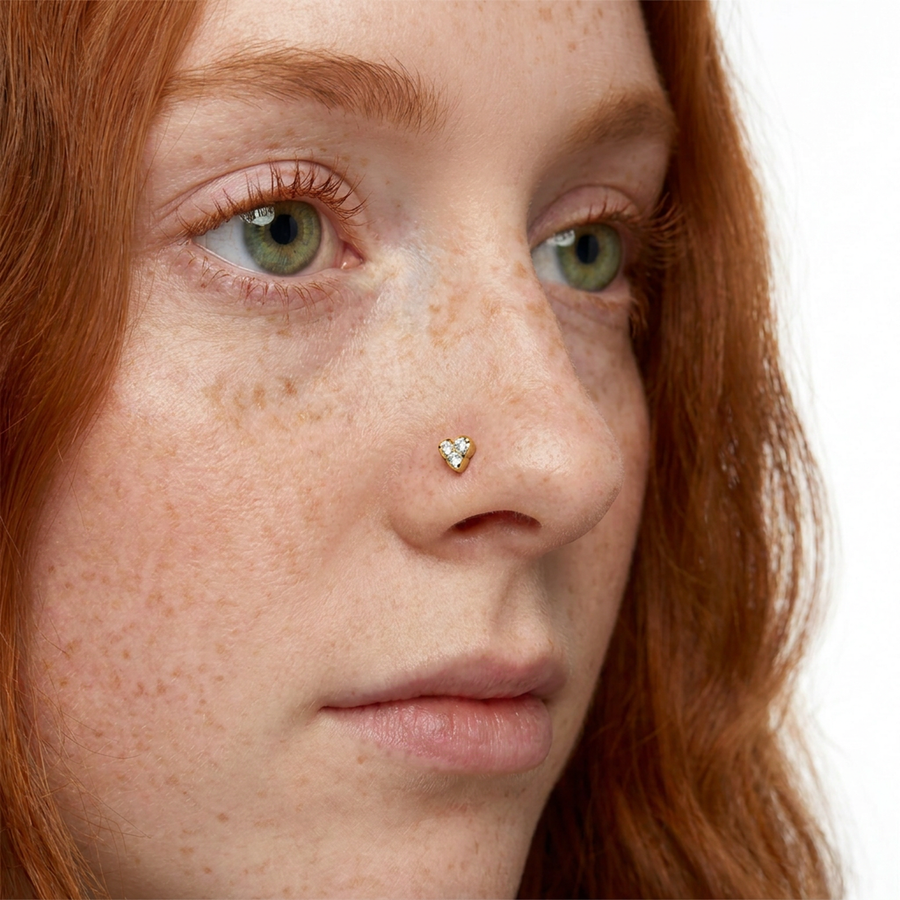 Piercing con cuoricino di zircone in Titanio G23- Piercing per naso