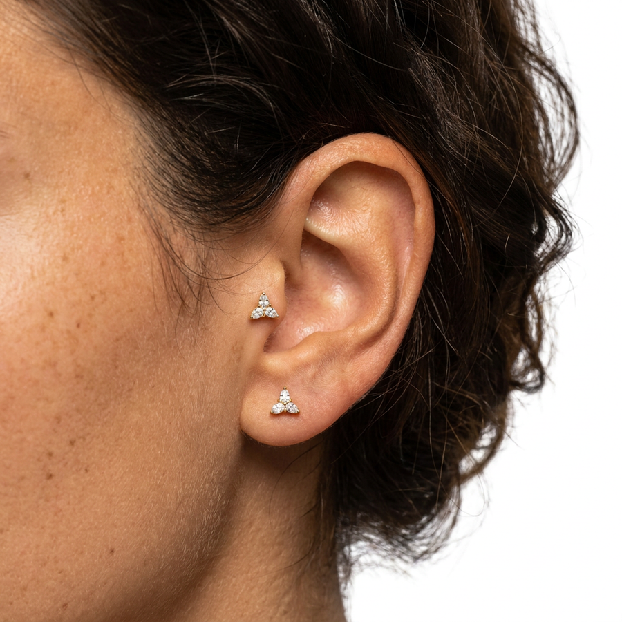 Piercing con tre zirconi in Acciaio Chirurgico 316L - Piercing per lobo, helix, forward helix, conch, flat, tragus