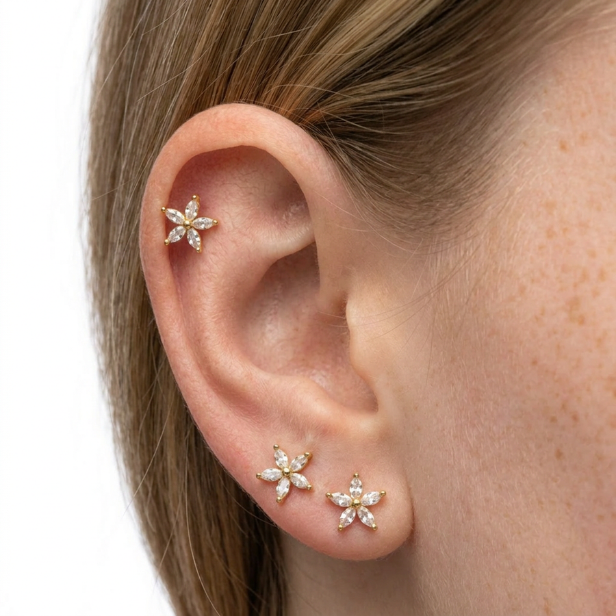 Piercing con fiore di zirconi in Acciaio Chirurgico 316L - Piercing per vertical helix