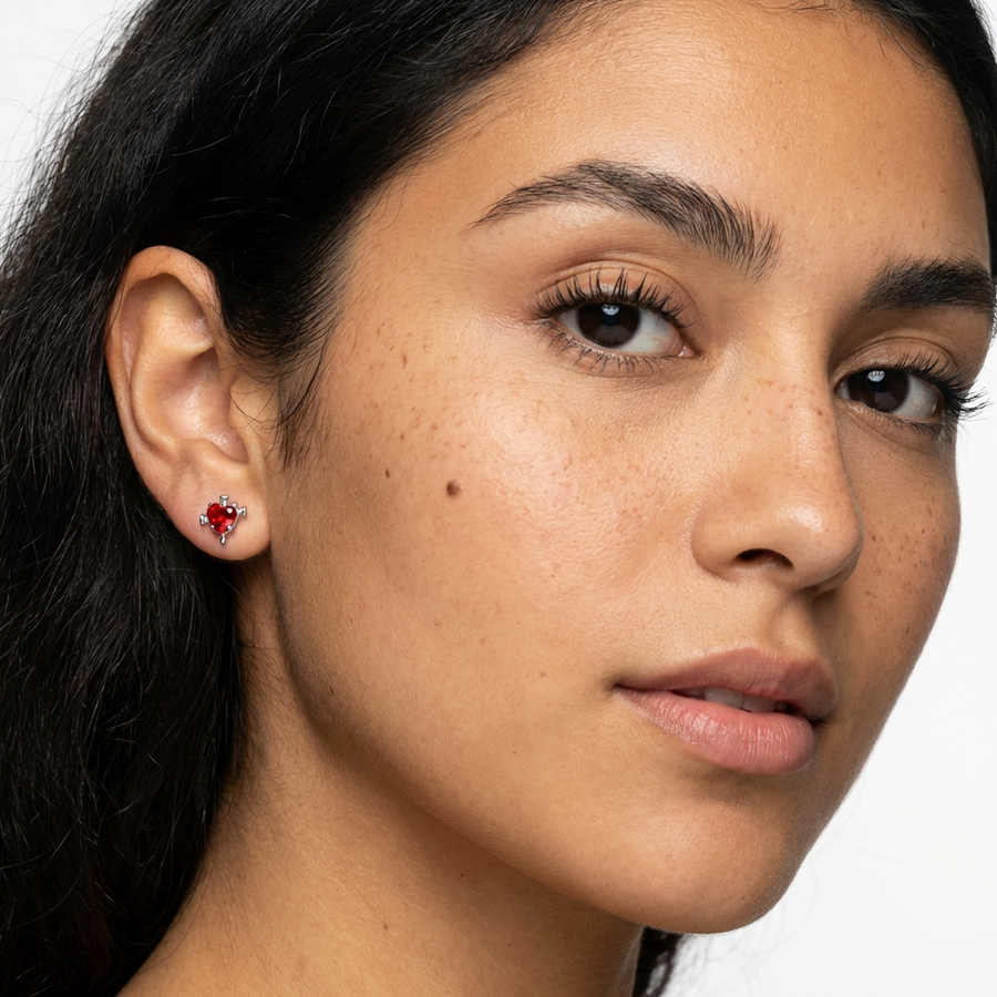 Piercing con zircone a cuore rosso in Titanio G23- Piercing per Lobo, helix, forward helix, conch, flat, tragus