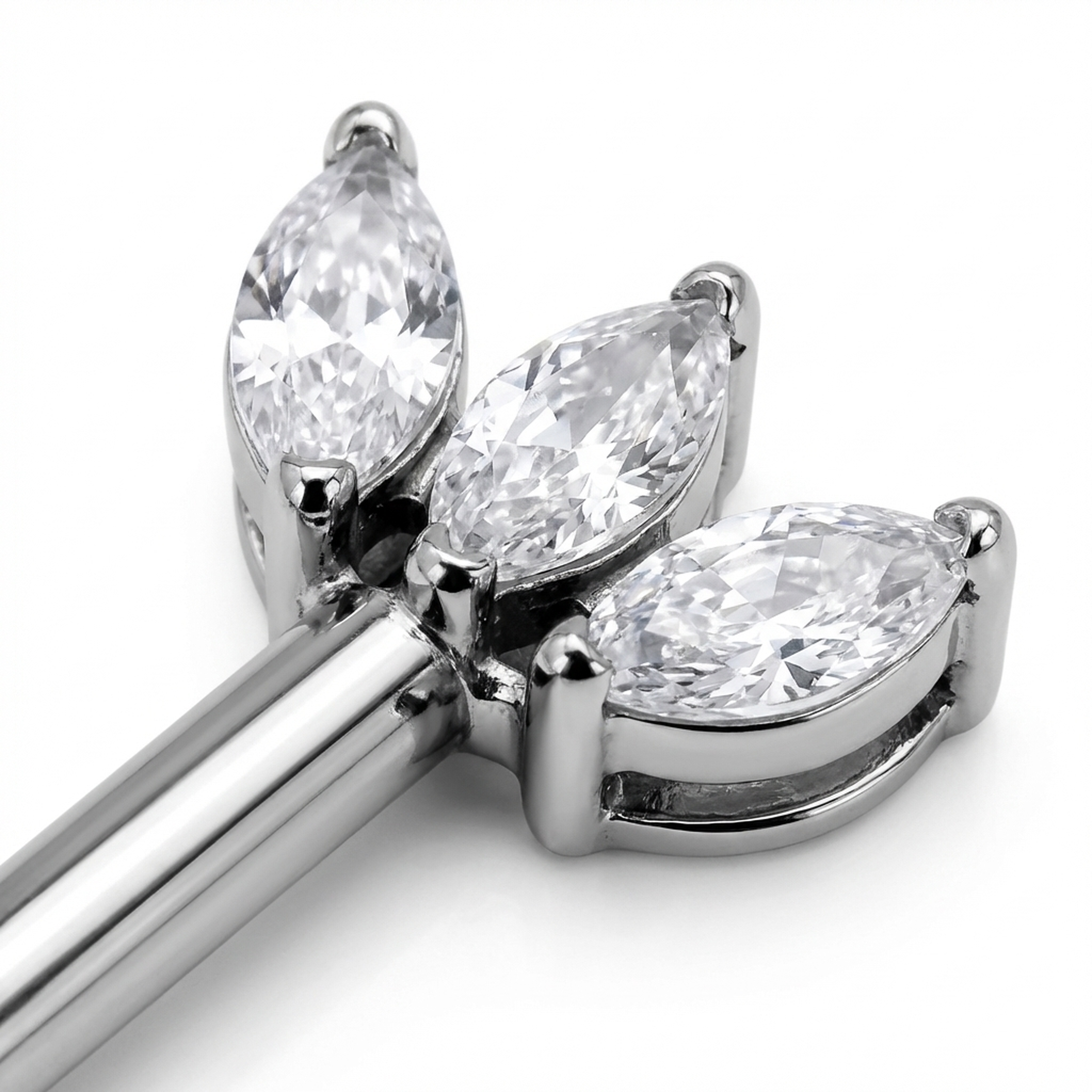Piercing con tre zirconi in Titanio G23 - Piercing per Nipple