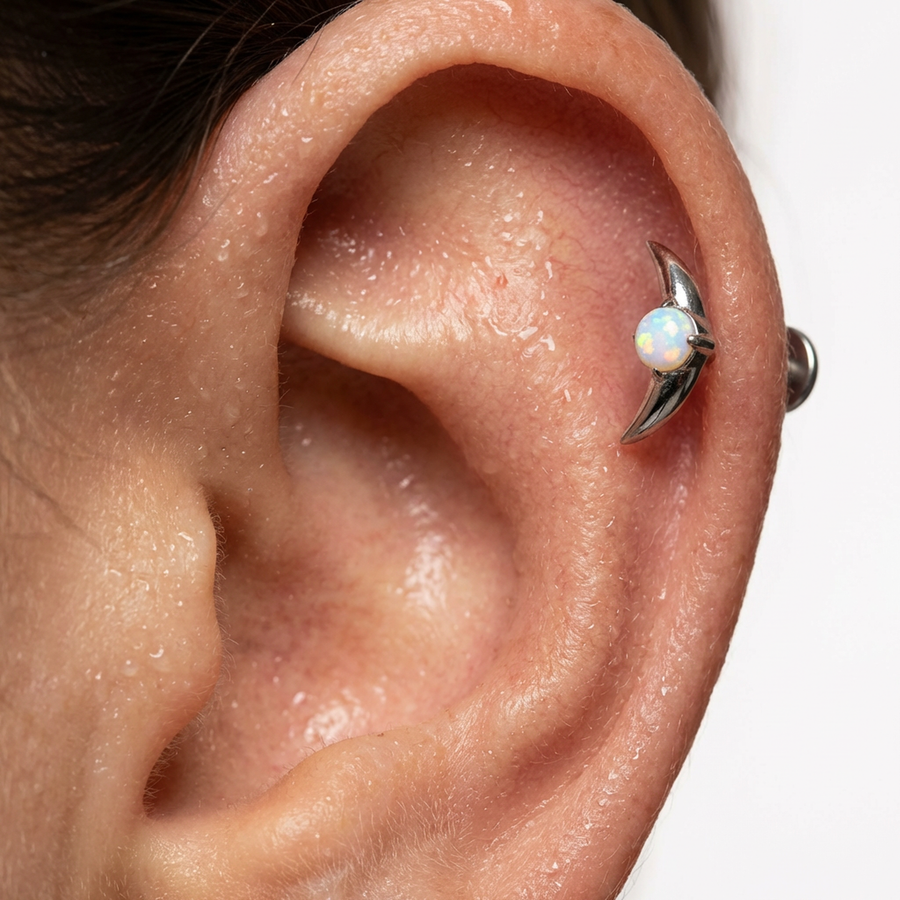 Piercing con mezza luna e sfera in Titanio G23- Piercing per Lobo, helix, forward helix, conch, flat, tragus