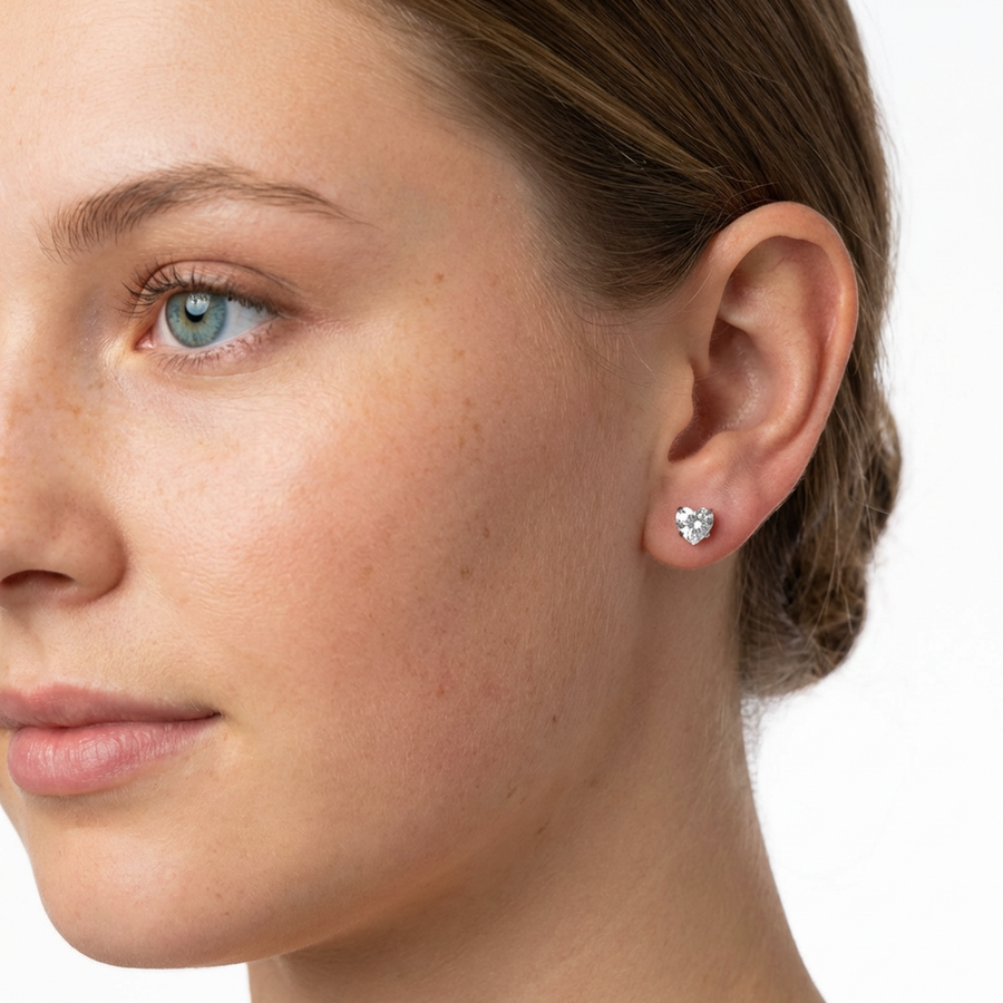 Piercing con cuore di zircone in Titanio G23- Piercing per Lobo, helix, conch, flat
