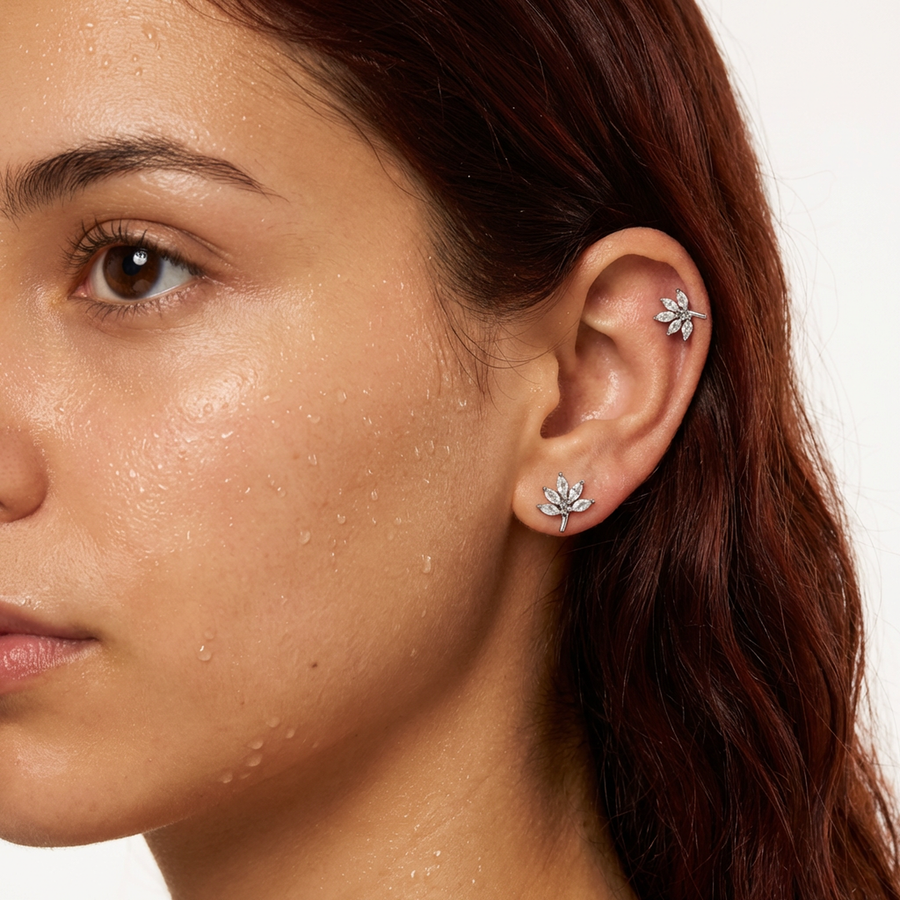 Barretta con fiore zirconato in Acciaio Chirurgico 316L - Piercing per orecchio