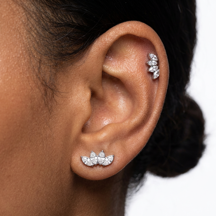 Piercing con quattro zirconi in Titanio G23- Piercing per Lobo, helix, forward helix, conch, flat, tragus