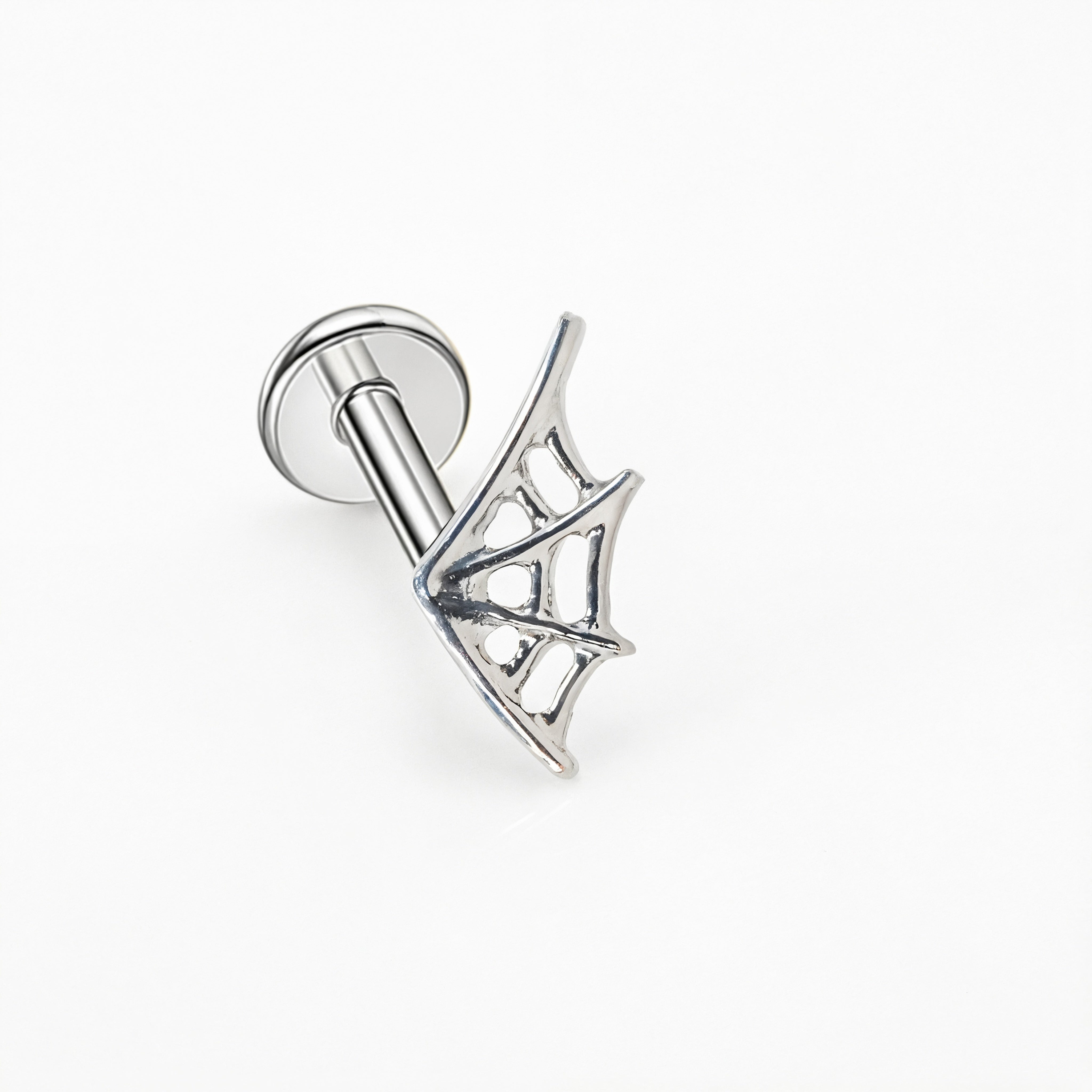Piercing con ragnatela in Titanio G23- Piercing per Lobo, helix, forward helix, conch, flat, tragus
