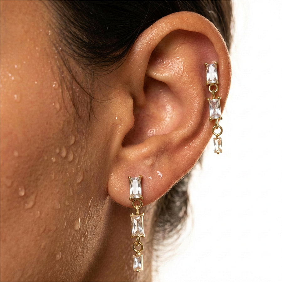 Barretta con zirconi pendenti in Titanio - Piercing per orecchio