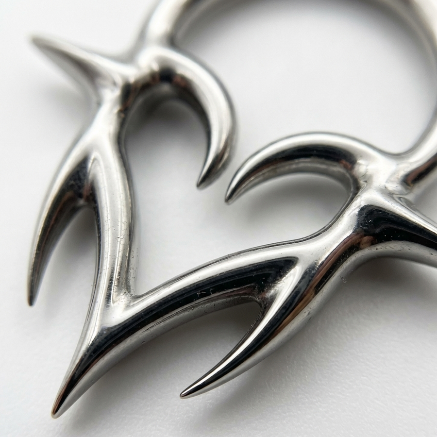 Piercing con cuore e punte in Titanio G23 - Piercing per Lobo, helix, daith, septum