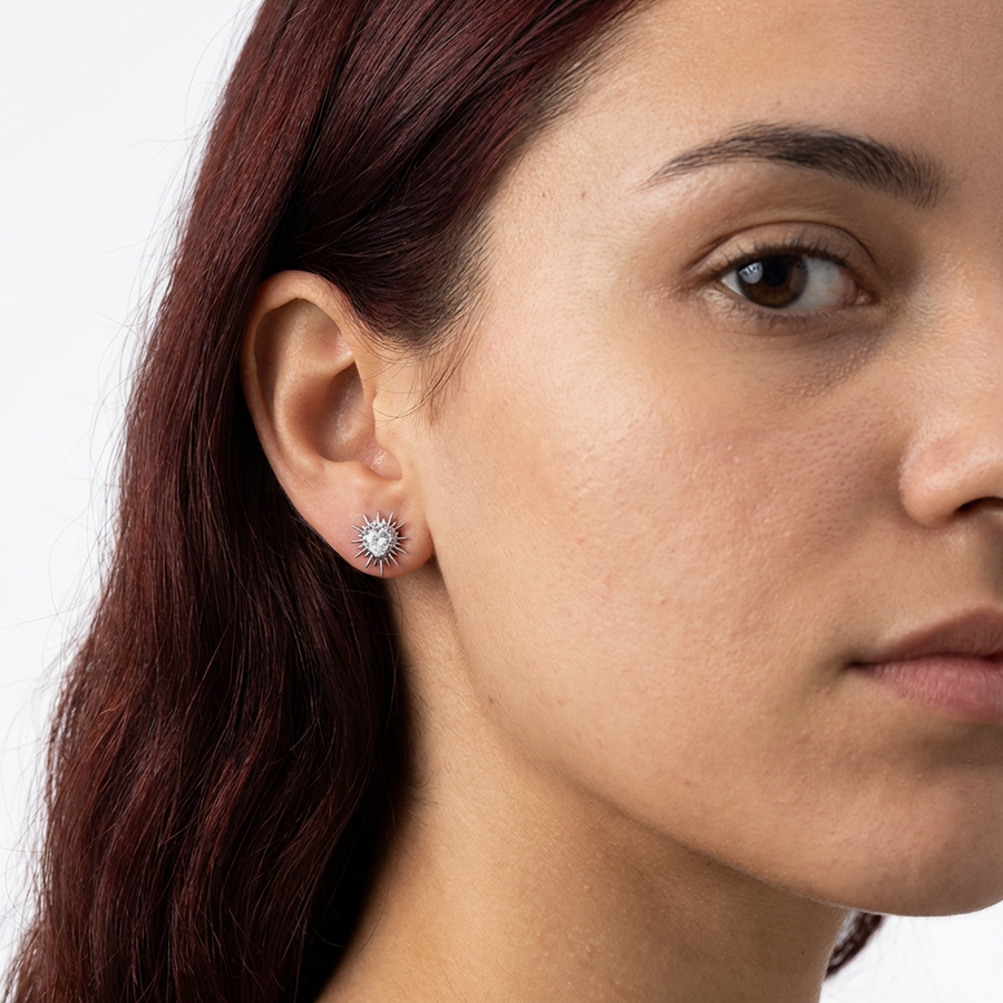Piercing con cuore e zircone in Titanio G23 - Piercing per lobo, helix, forward helix, conch, flat, tragus