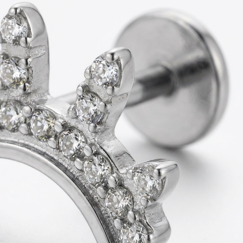 Barretta con corona di zirconi in Titanio - Piercing per orecchio