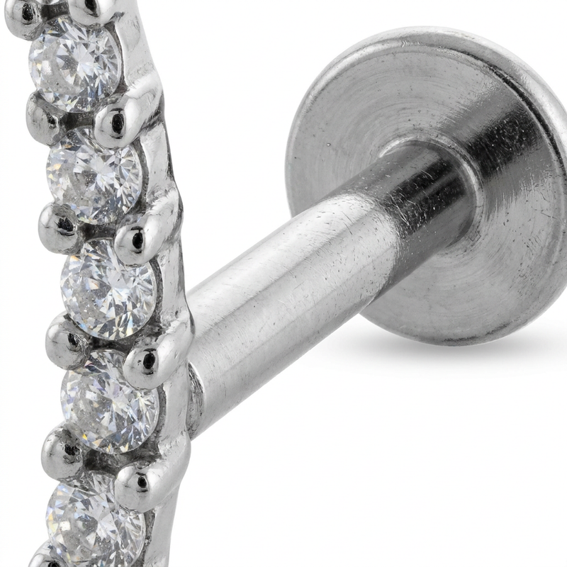 Barretta con sette zirconi in Acciaio Chirurgico 316L - Piercing per lobo, helix, forward helix, conch, flat, tragus