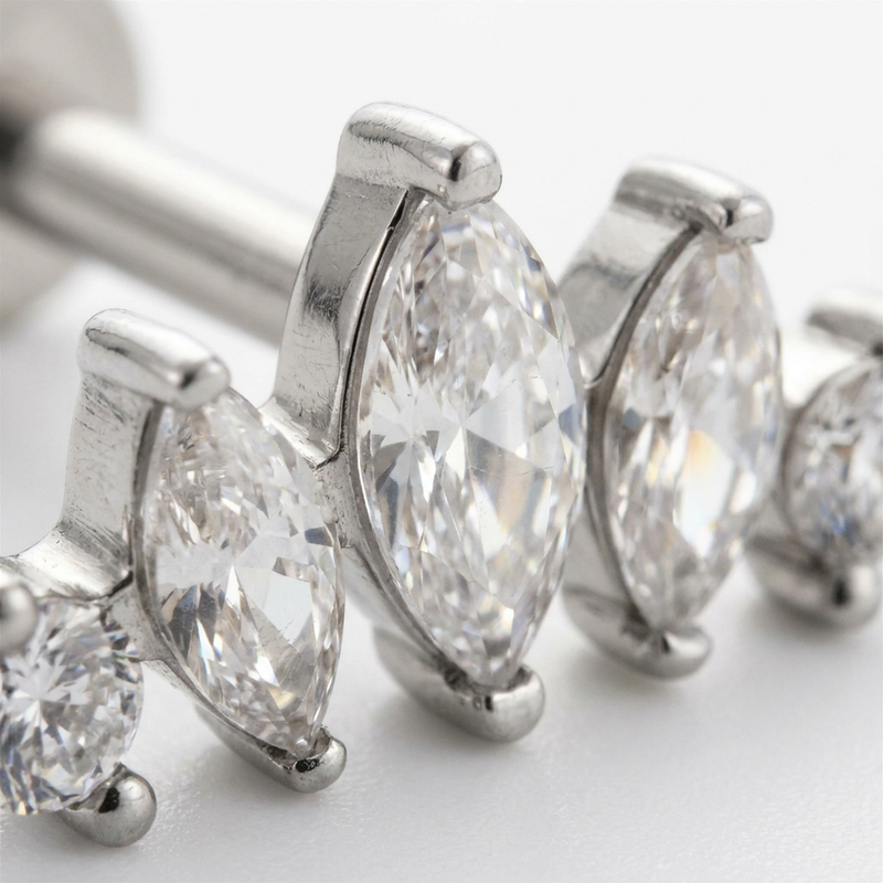 Barretta con cinque zirconi in Acciaio Chirurgico 316L - Piercing per lobo, helix, forward helix, conch, flat, tragus