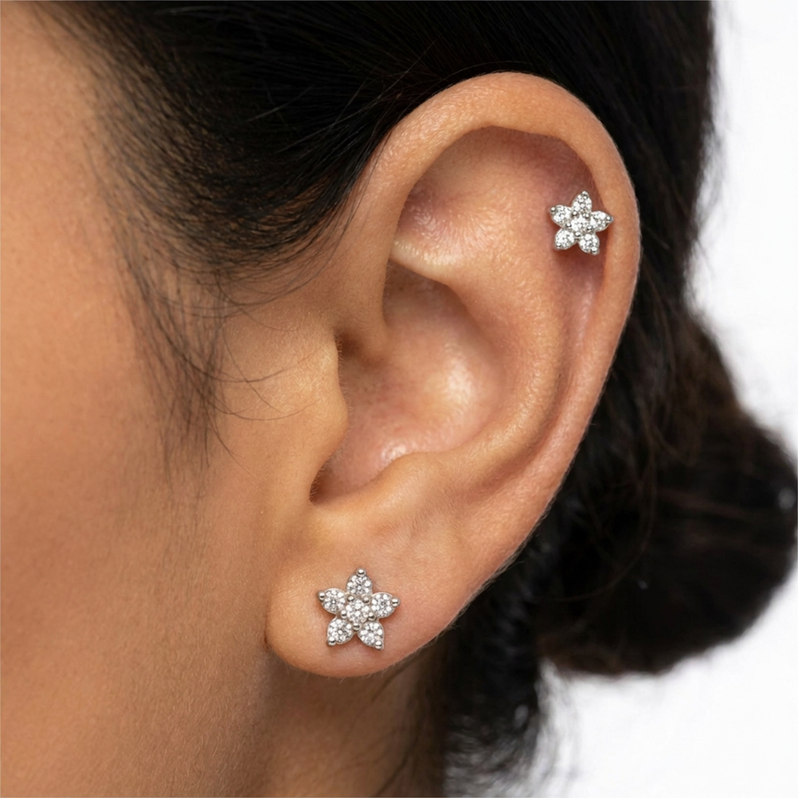 Barretta con fiore in Acciaio Chirurgico 316L - Piercing per orecchio
