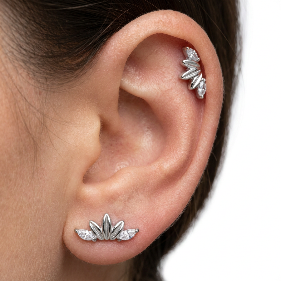 Barretta mezza foglia con zirconi in Acciaio Chirurgico 316L  - Piercing per orecchio