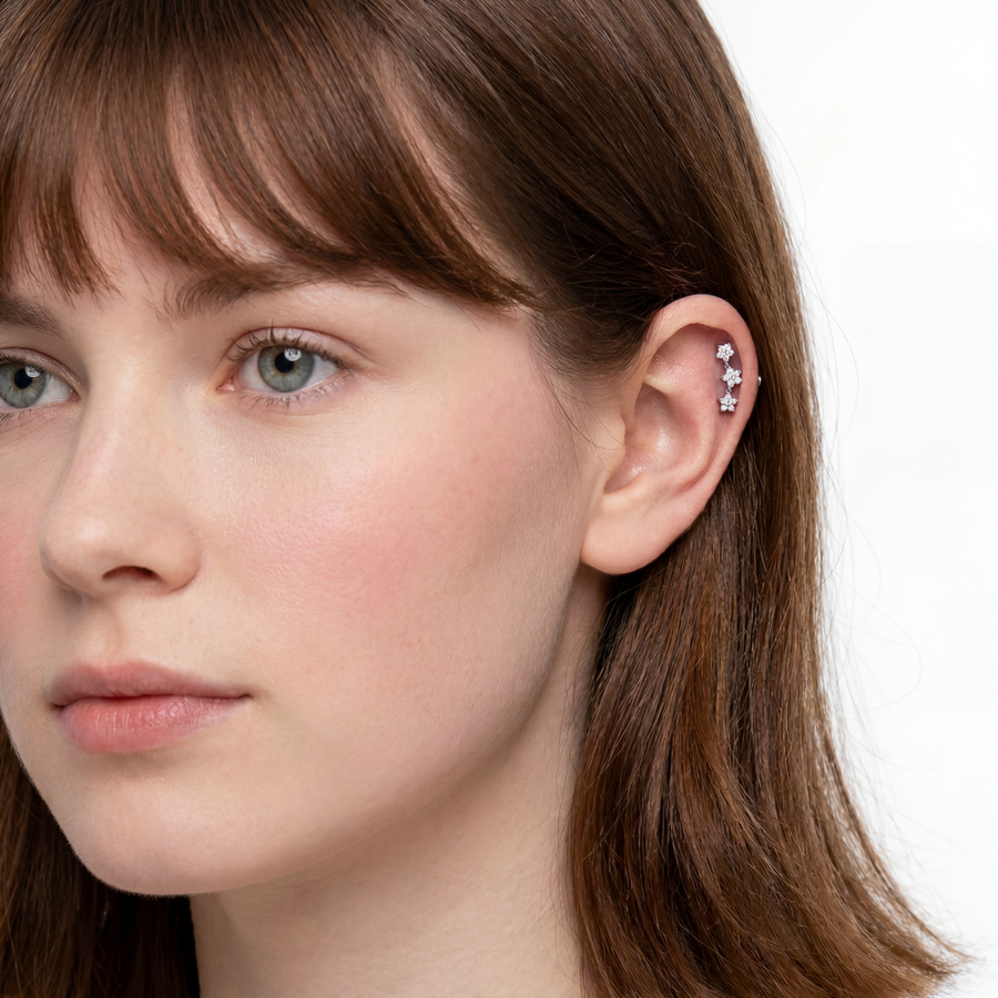 Barretta con fiori zirconati in Acciaio Chirurgico 316L - Piercing per orecchio