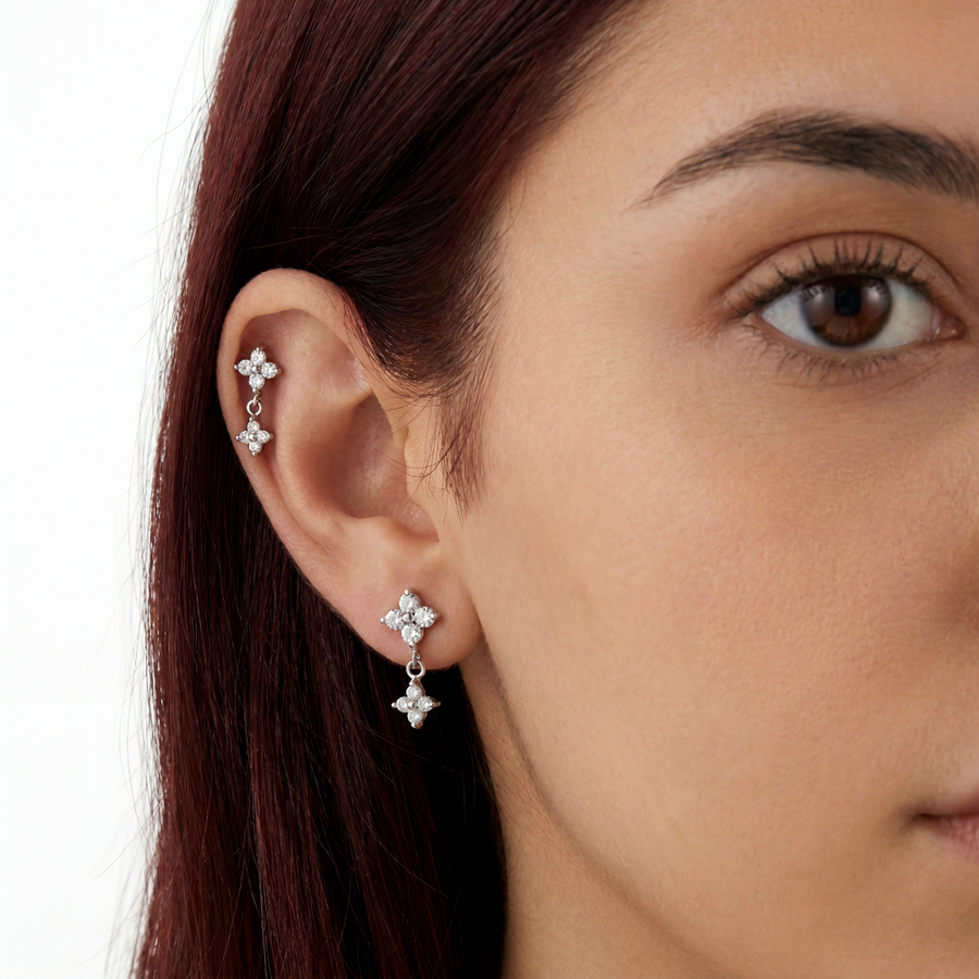Barretta con fiore zirconato pendente in Acciaio Chirurgico 316L - Piercing per orecchio