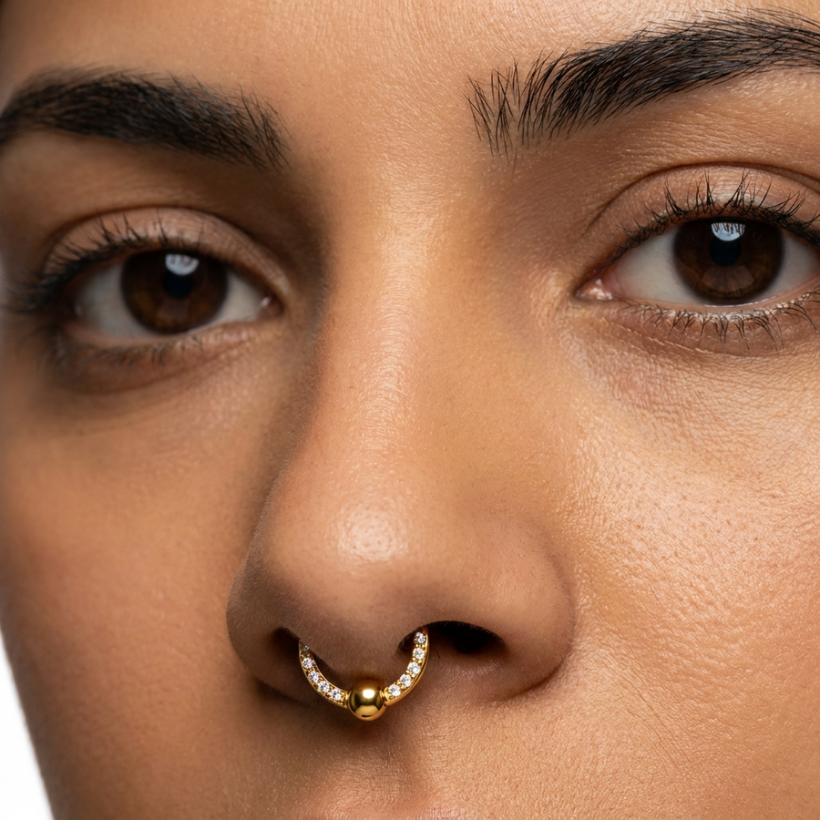 Cerchietto con zirconi e pallina in Acciaio Chirurgico 316L - Piercing per orecchio/ naso
