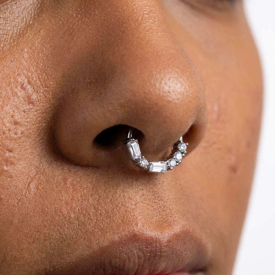 Cerchietto con zirconi in Acciaio Chirurgico 316L - Piercing per orecchio / naso