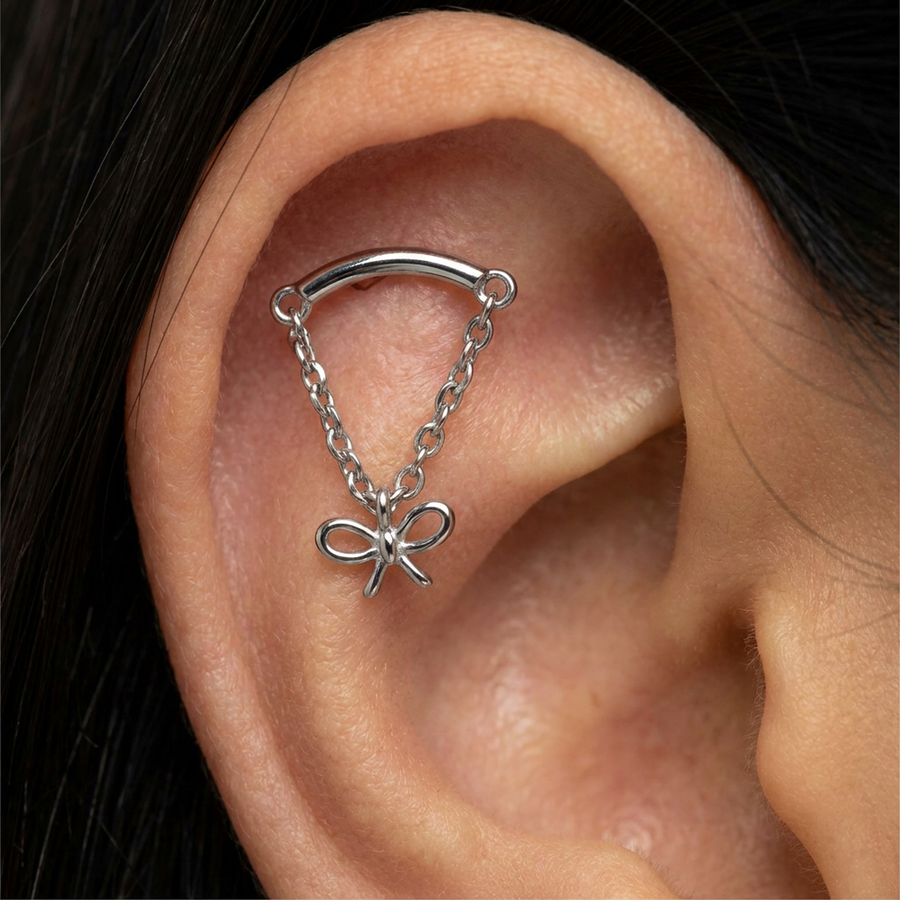 Barretta con fiocco pendente in Titanio - Piercing per orecchio