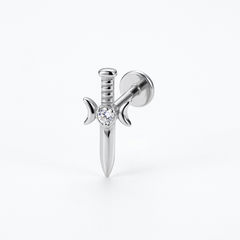 Piercing con coltello e zircone in Titanio G23- Piercing per Lobo, helix, forward helix, conch, flat, tragus