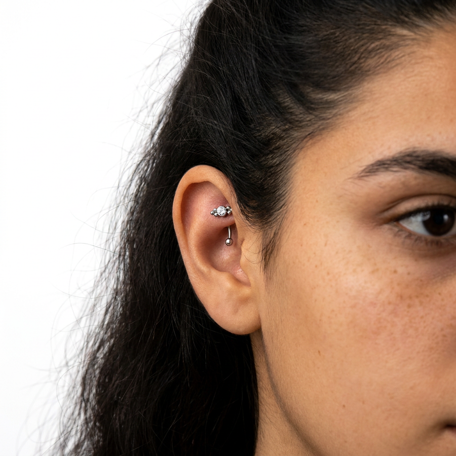 Piercing con zirconi in Titanio G23 - Piercing per Rook, snug, eyebrow