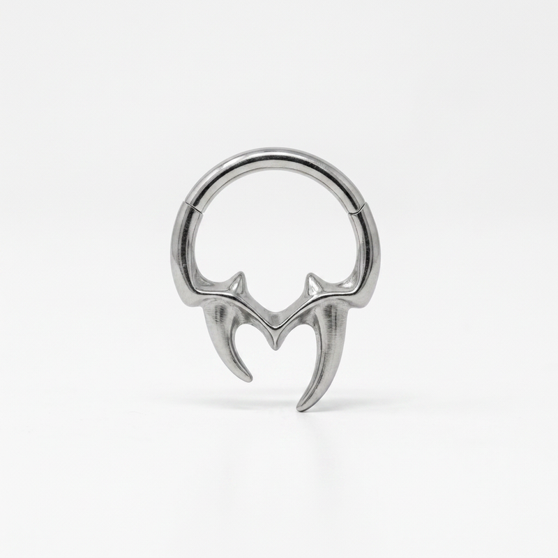 Cerchietto con teschio in Acciaio Chirurgico 316L - Piercing per lobo, helix, daith, septum