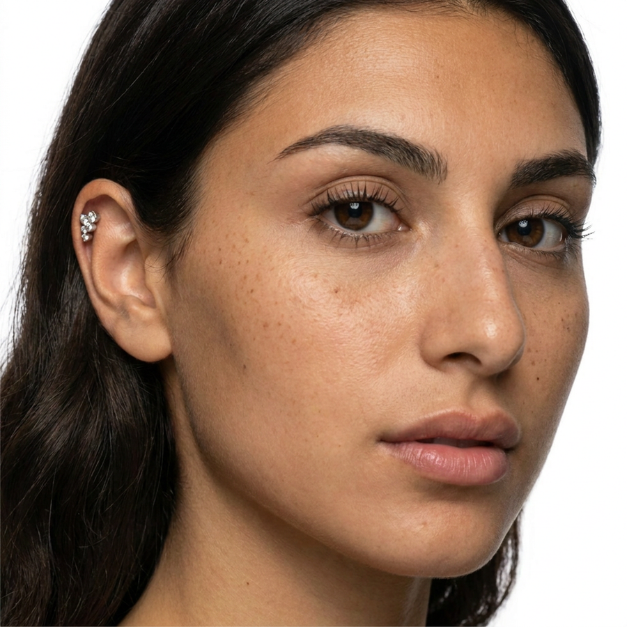 Piercing con cinque zirconi in acciaio chirurgico 316L - Piercing per lobo, helix, forward helix, conch, flat, tragus
