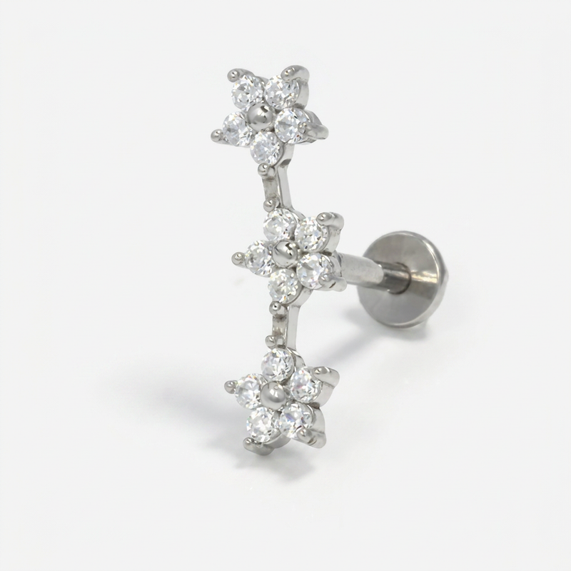 Piercing con fiori di zirconi in Acciaio Chirurgico 316L - Piercing per lobo, helix, forward helix, conch, flat, tragus