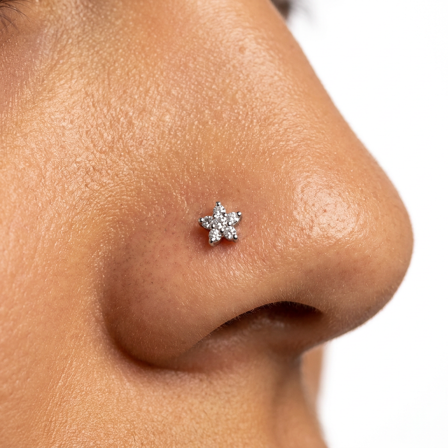 Piercing con fiorellino di zirconi in Titanio G23- Piercing per naso