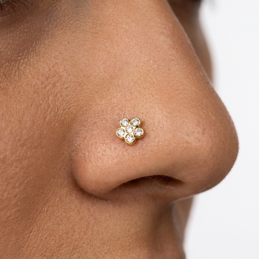 Piercing con fiorellino di zirconi in Titanio G23- Piercing per naso