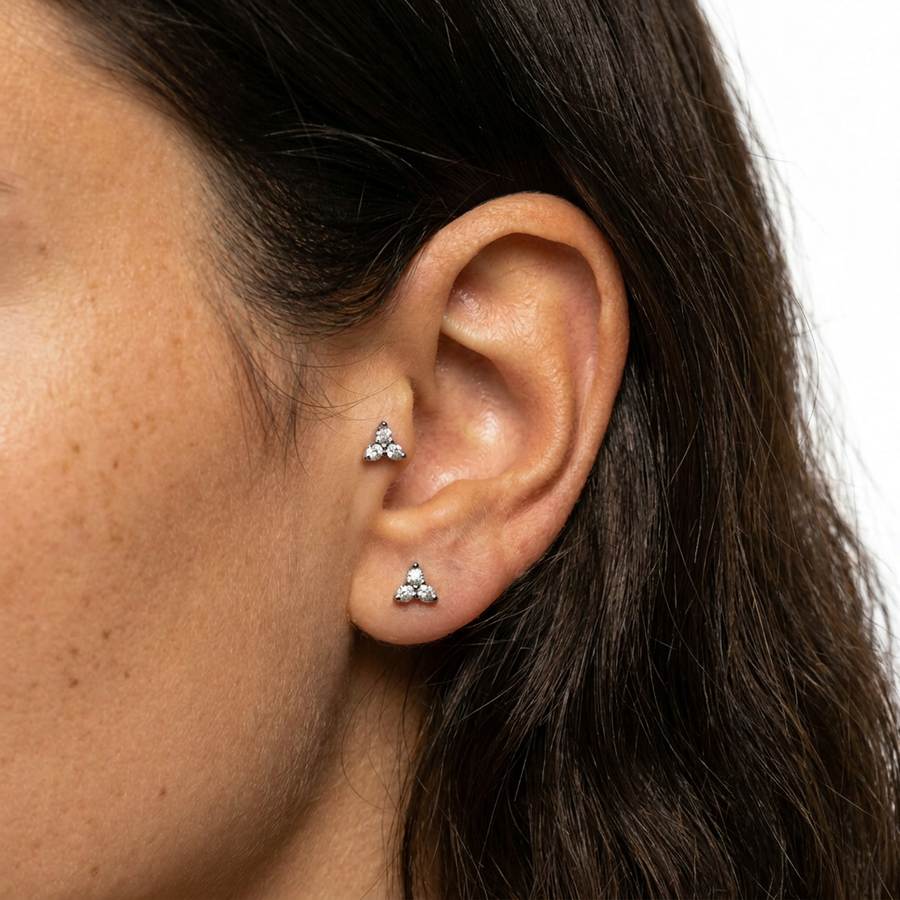 Piercing con tre zirconi in Acciaio Chirurgico 316L - Piercing per lobo, helix, forward helix, conch, flat, tragus