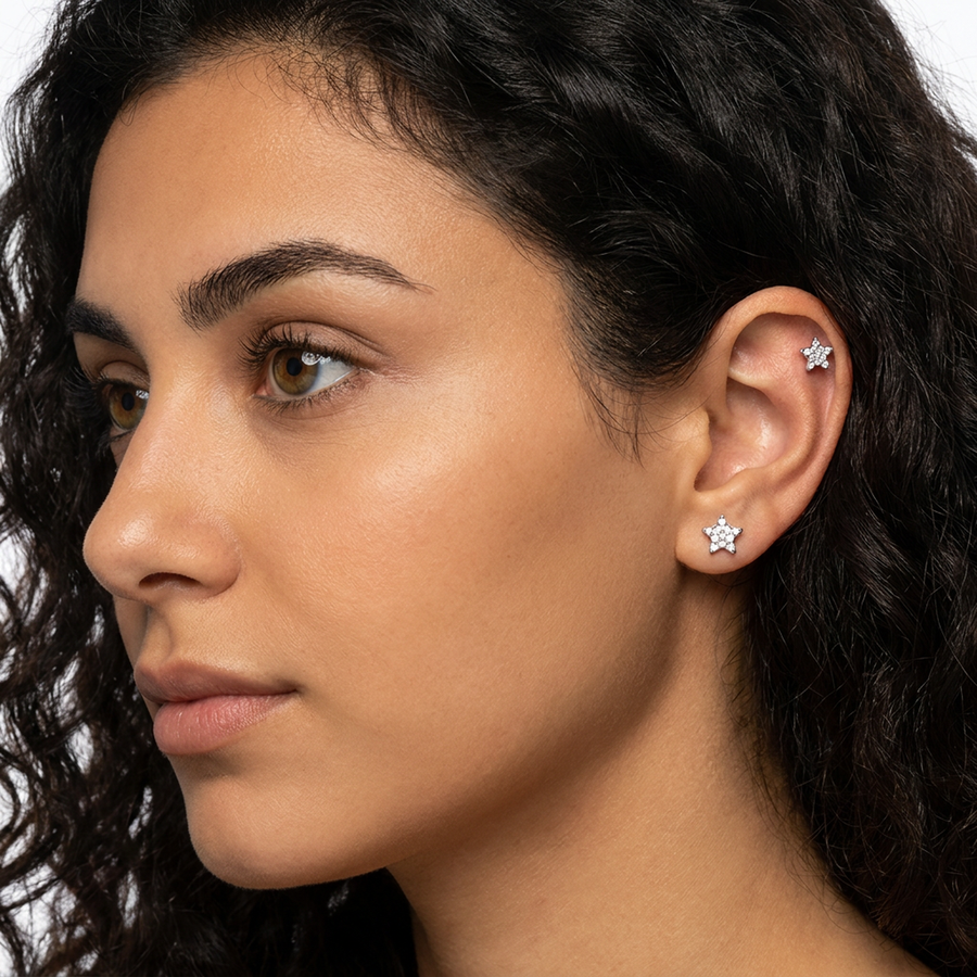 Piercing con stella di zirconi in Acciaio Chirurgico 316L - Piercing per lobo, helix, forward helix, conch, flat, tragus