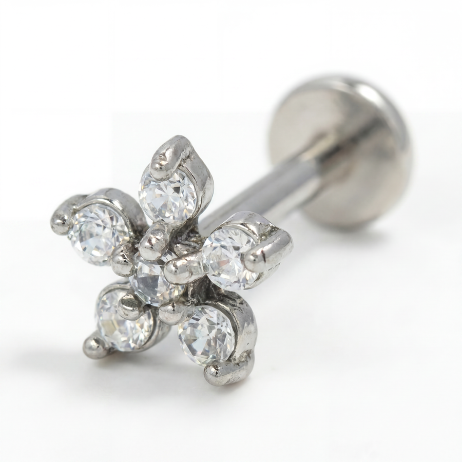 Piercing con fiore di zirconi in Acciaio Chirurgico 316L - Piercing per lobo, helix, forward helix, conch, flat, tragus