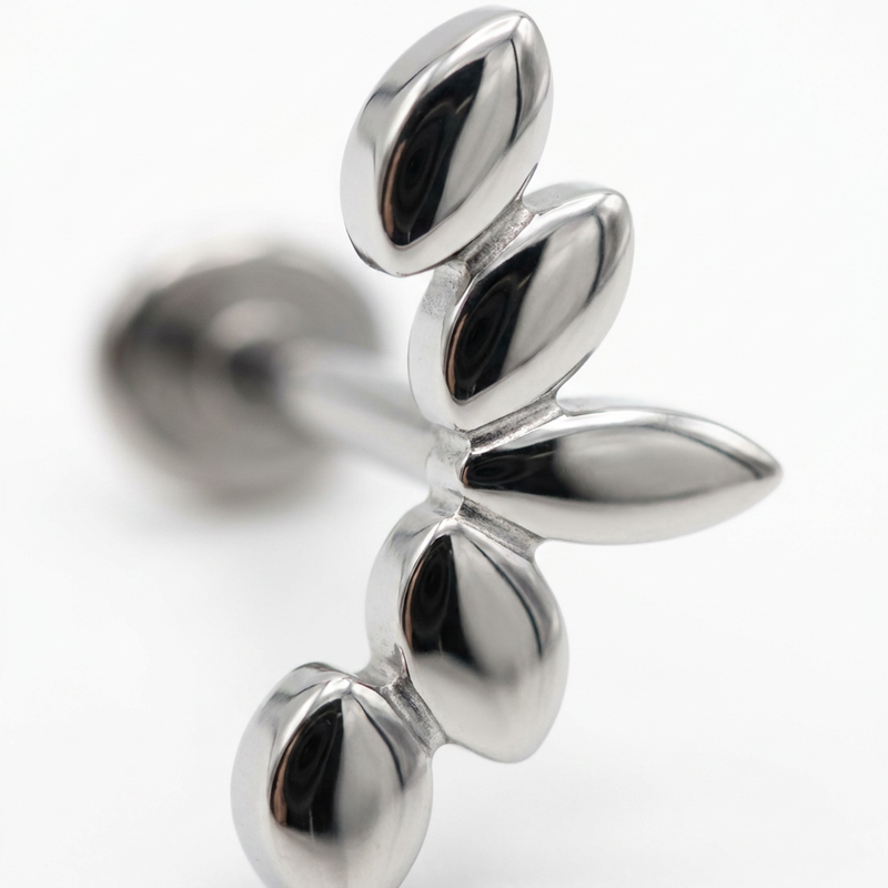 Piercing con petali in Acciaio Chirurgico 316L - Piercing per lobo, helix, forward helix, conch, flat, tragus