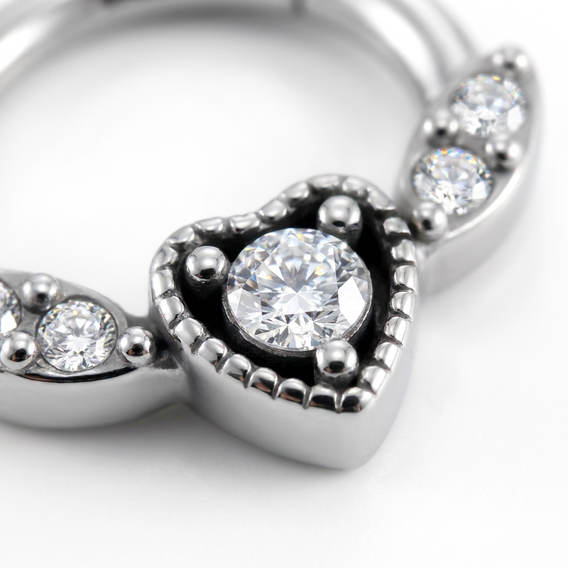 Piercing con cuore e zirconi in Acciaio Chirurgico 316L - Piercing per lobo, helix, daith, septum