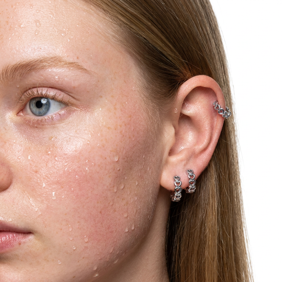 Cerchietto con cuoricini in Acciaio Chirurgico 316L - Piercing per lobo, helix, forward helix, conch, tragus, antitragus, rook