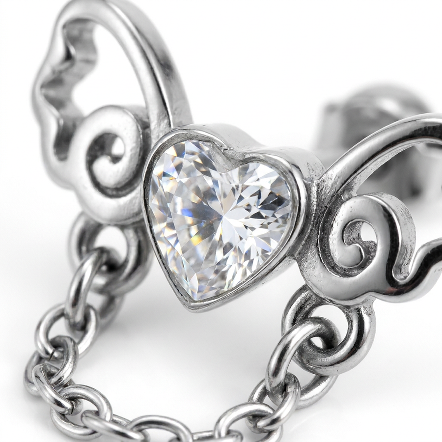 Piercing con cuore e zircone in acciaio chirurgico 316L - Piercing per lobo, helix, forward helix, conch, flat, tragus