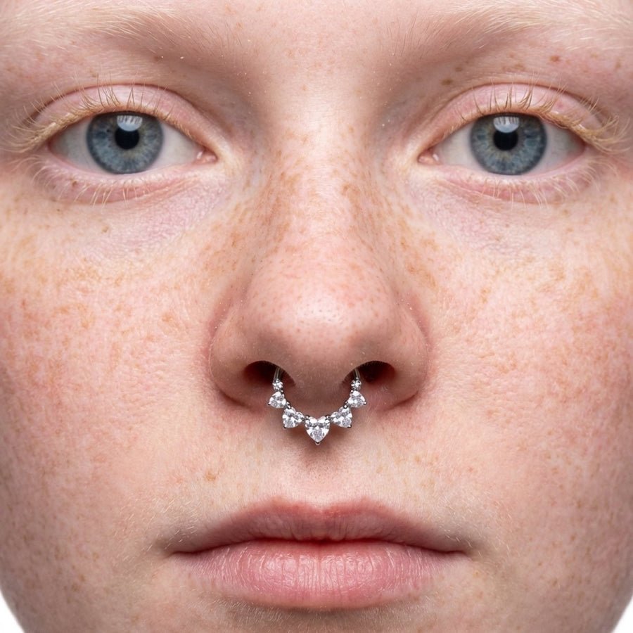 Piercing con zirconi a cuore in Acciaio Chirurgico 316L - Piercing per lobo, helix, daith, septum