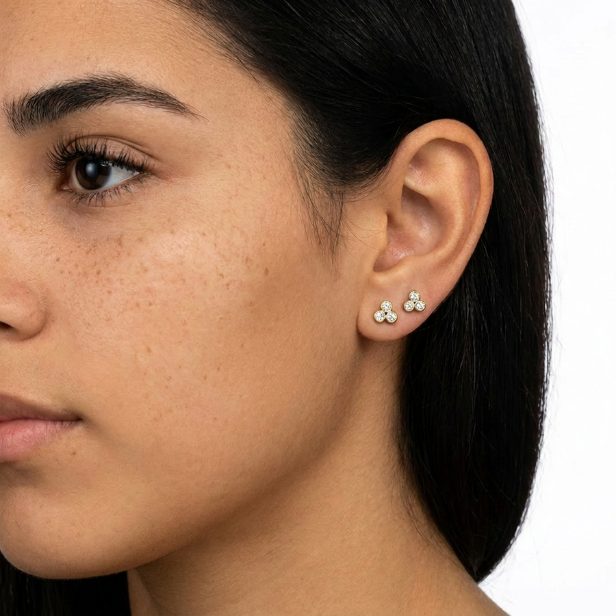Piercing con tre zirconi in Acciaio Chirurgico 316L - Piercing per lobo, helix, forward helix, conch, flat, tragus