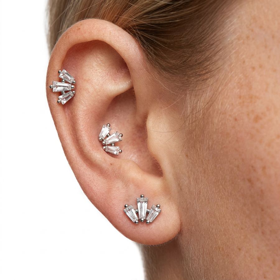 Piercing con tre zirconi in acciaio chirurgico 316L - Piercing per lobo, helix, forward helix, conch, flat, tragus