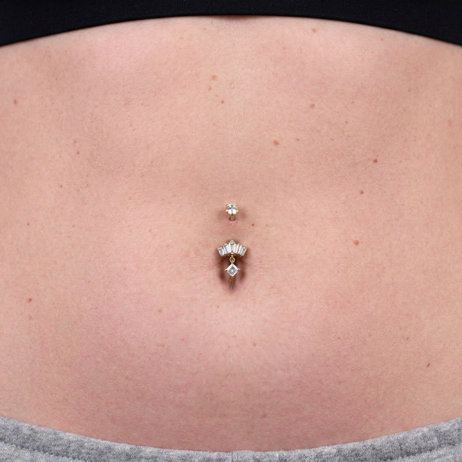 Piercing con zirconi rettangolari e pendente a rombo in Acciaio chirurgico 316L - Piercing per ombelico