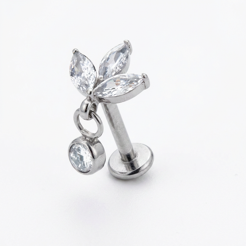 Piercing con zirconi e ciondolo in Titanio G23- Piercing per Lobo, helix, forward helix, conch, flat, tragus