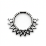 CERCHIO CON CORONA DI PETALI