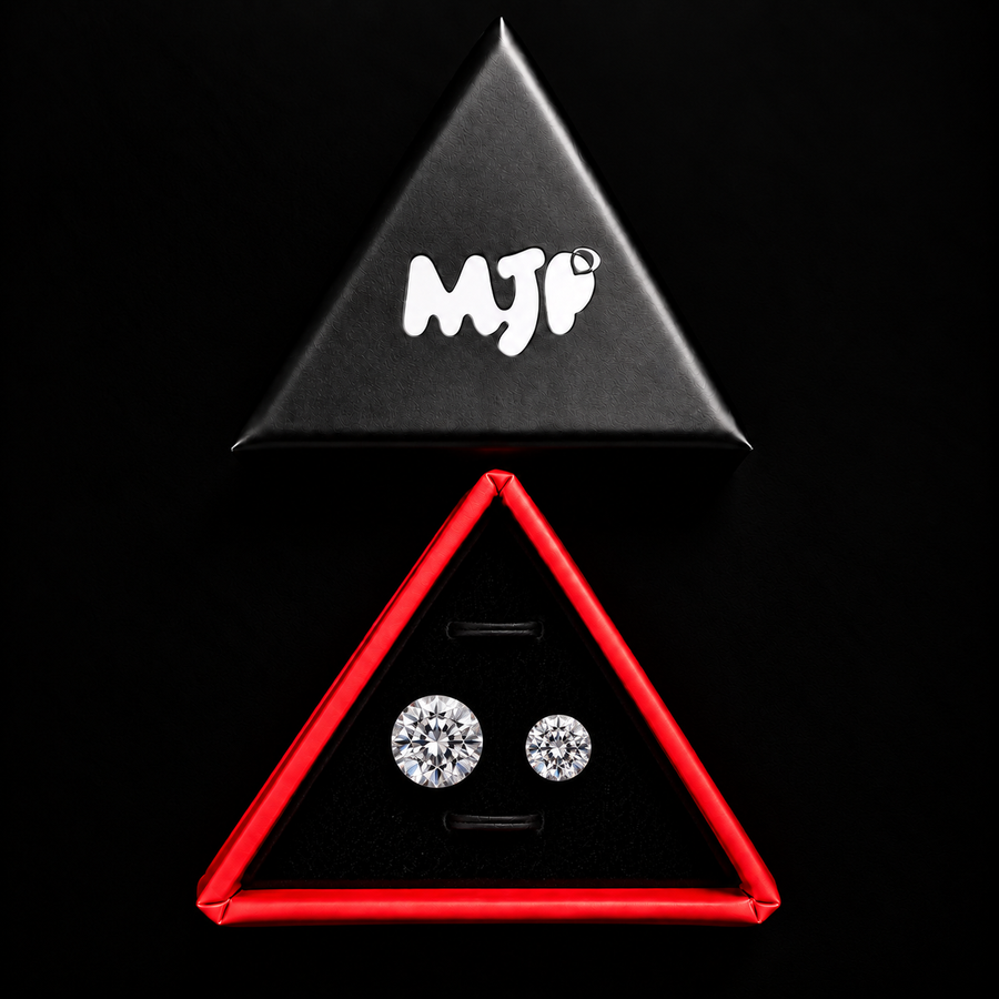Elegante parure triangolare MJP.png