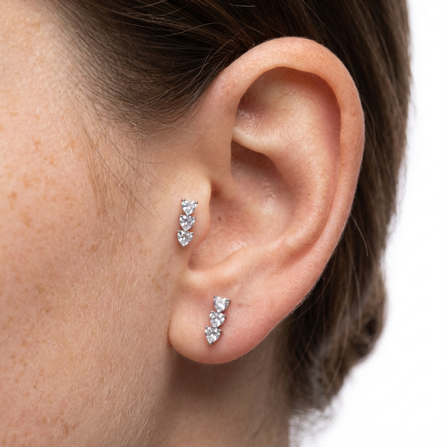 Piercing con zirconi a cuore in Titanio G23- Piercing per Lobo, helix, forward helix, conch, flat, tragus