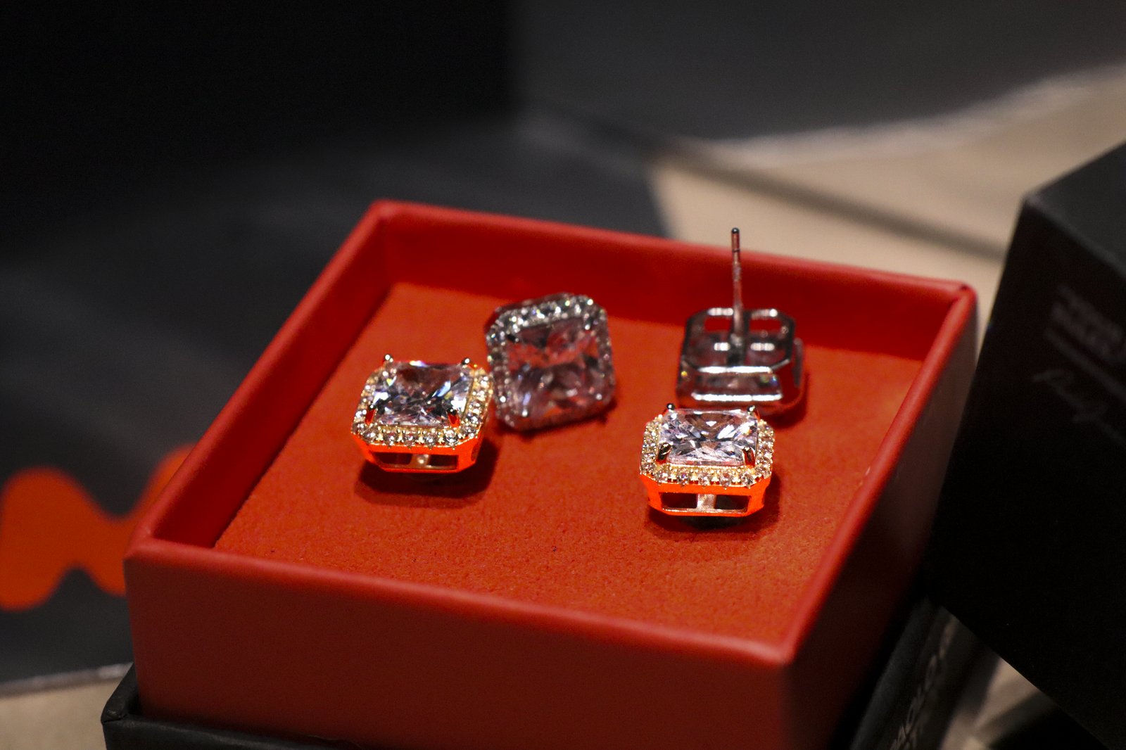 ICONA - Orecchini in argento 925 per lobo